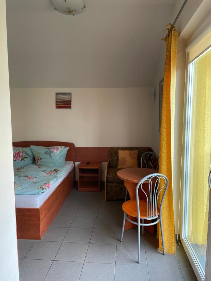 Willa Mira 200 Metrow Od Morza Miedzyzdroje Exterior photo