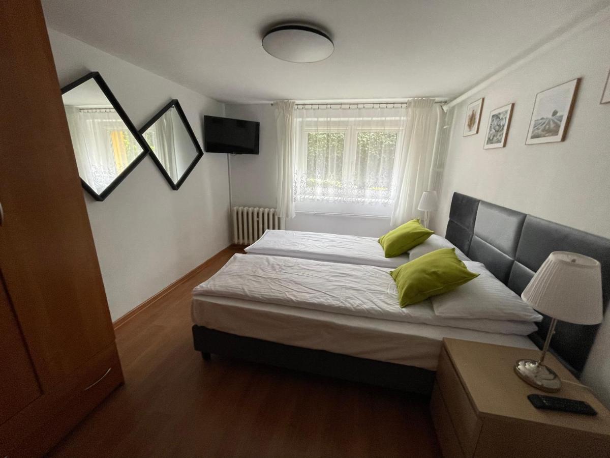Willa Mira 200 Metrow Od Morza Miedzyzdroje Exterior photo